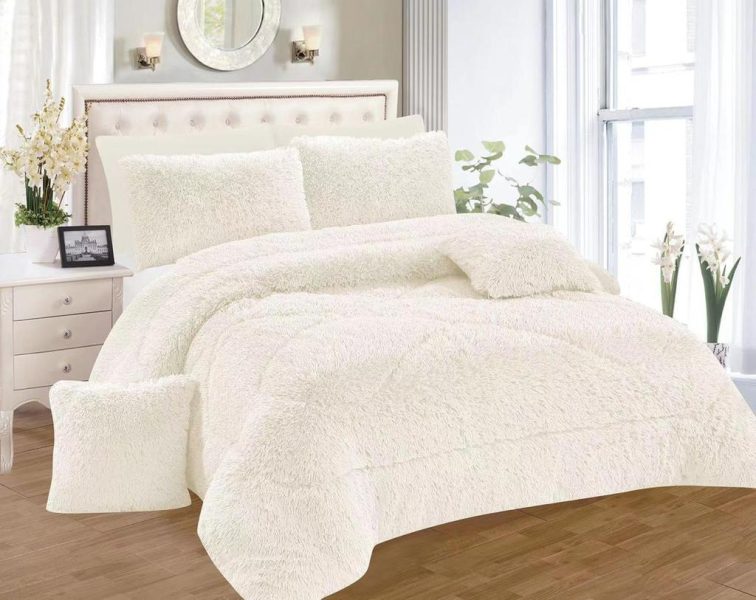 Fluffy duvet set